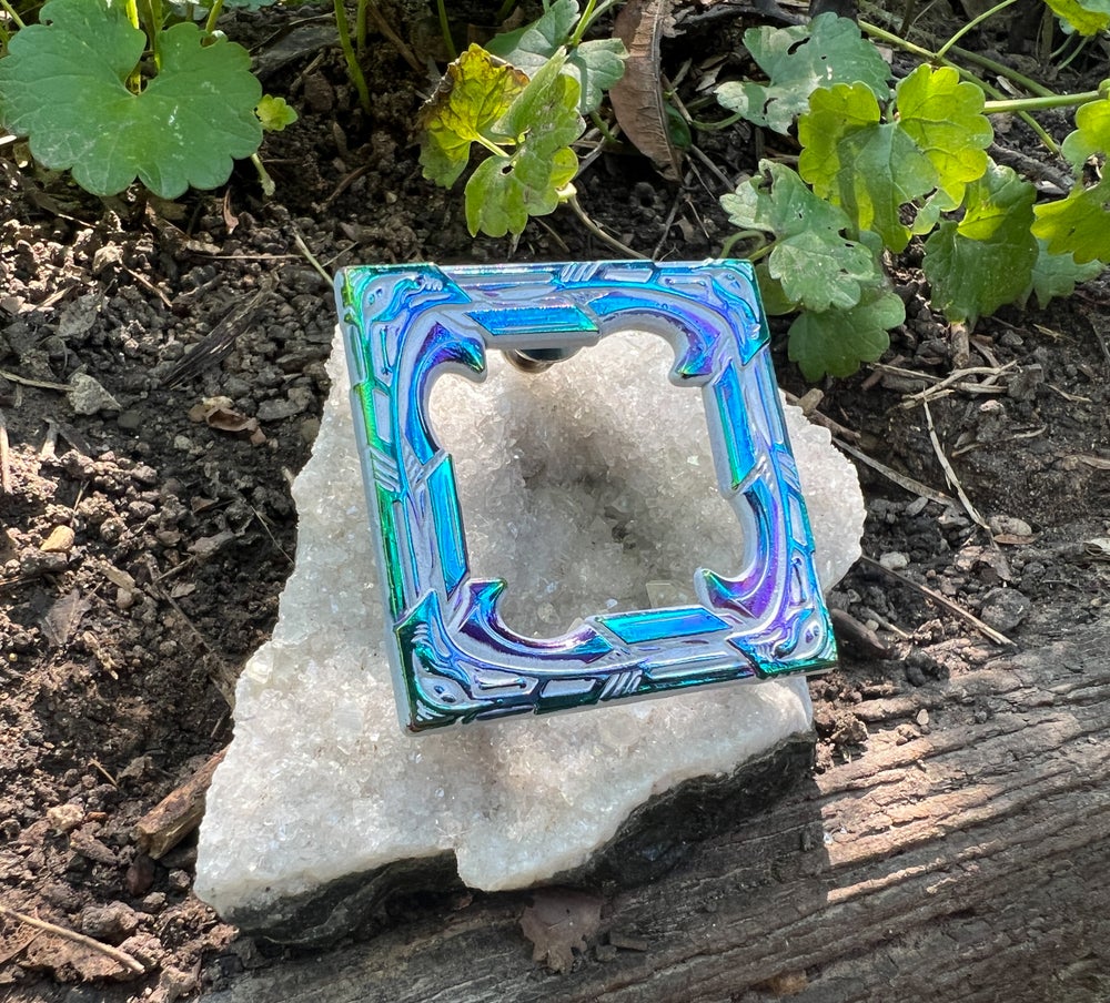 Patina'd Ano Sect of the Square Pins